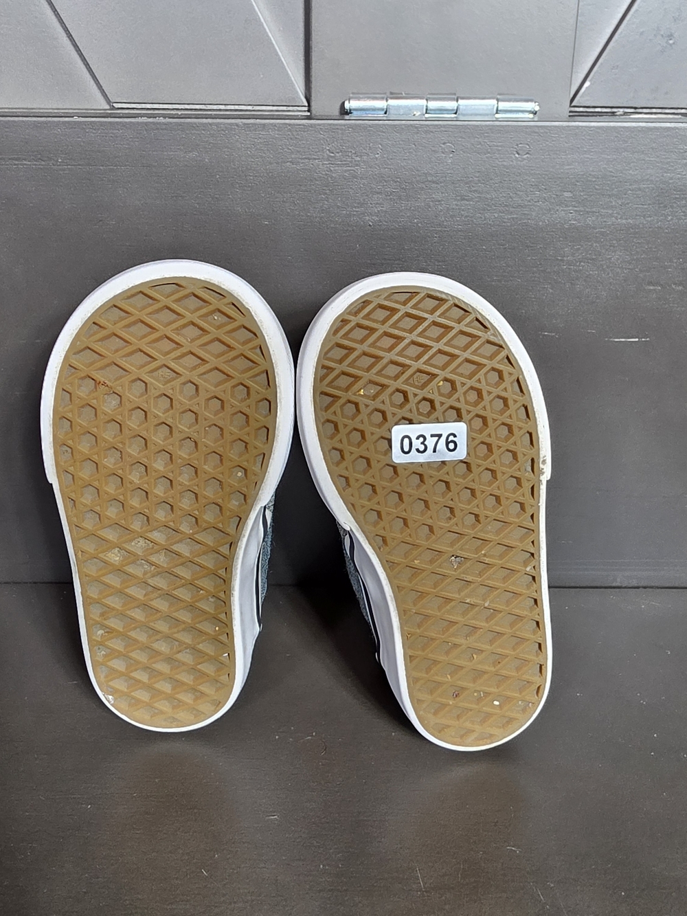 Vans Toddler 8 Grey Canvas Slip-On Sneakers Elastic Laces - Picture 3 of 9